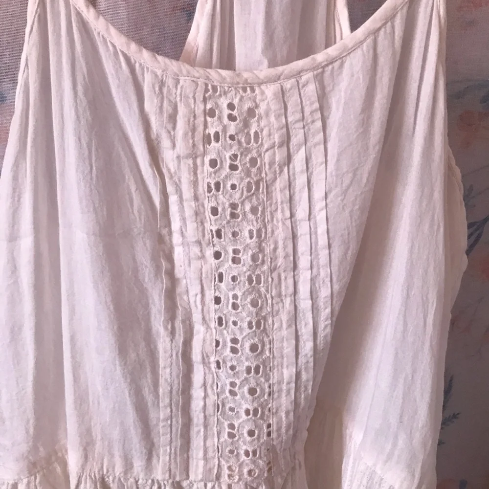 Forever21 White Lace Peplum Tank - Picture 2 of 8